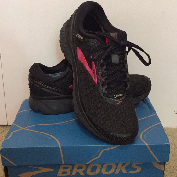 women's brooks ghost 11 gtx